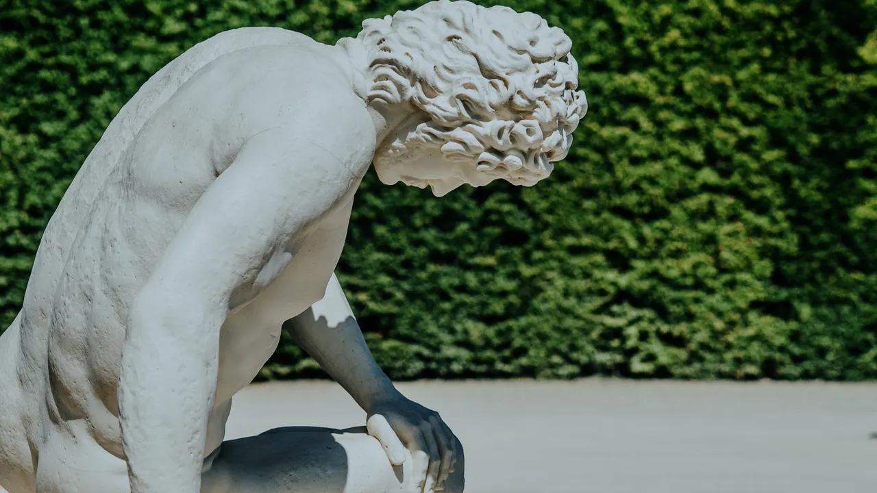 Bank kontekstów mitologicznych i biblijnych na maturę z polskiego — 10 opowieści, które tłumaczą pół kanonu