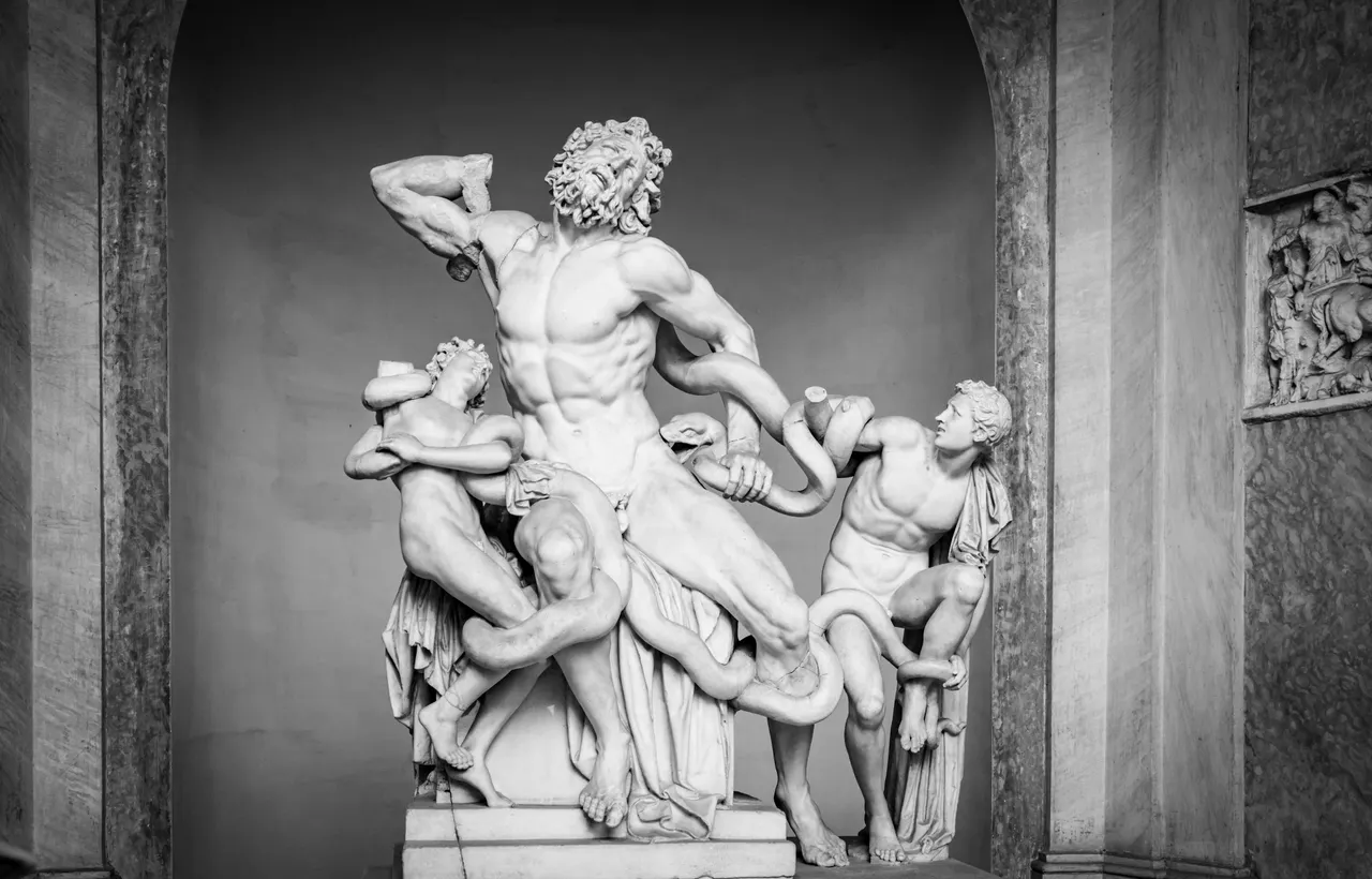 Frazeologia mitologiczna i biblijna na maturze — 25 związków, których nie wolno użyć źle